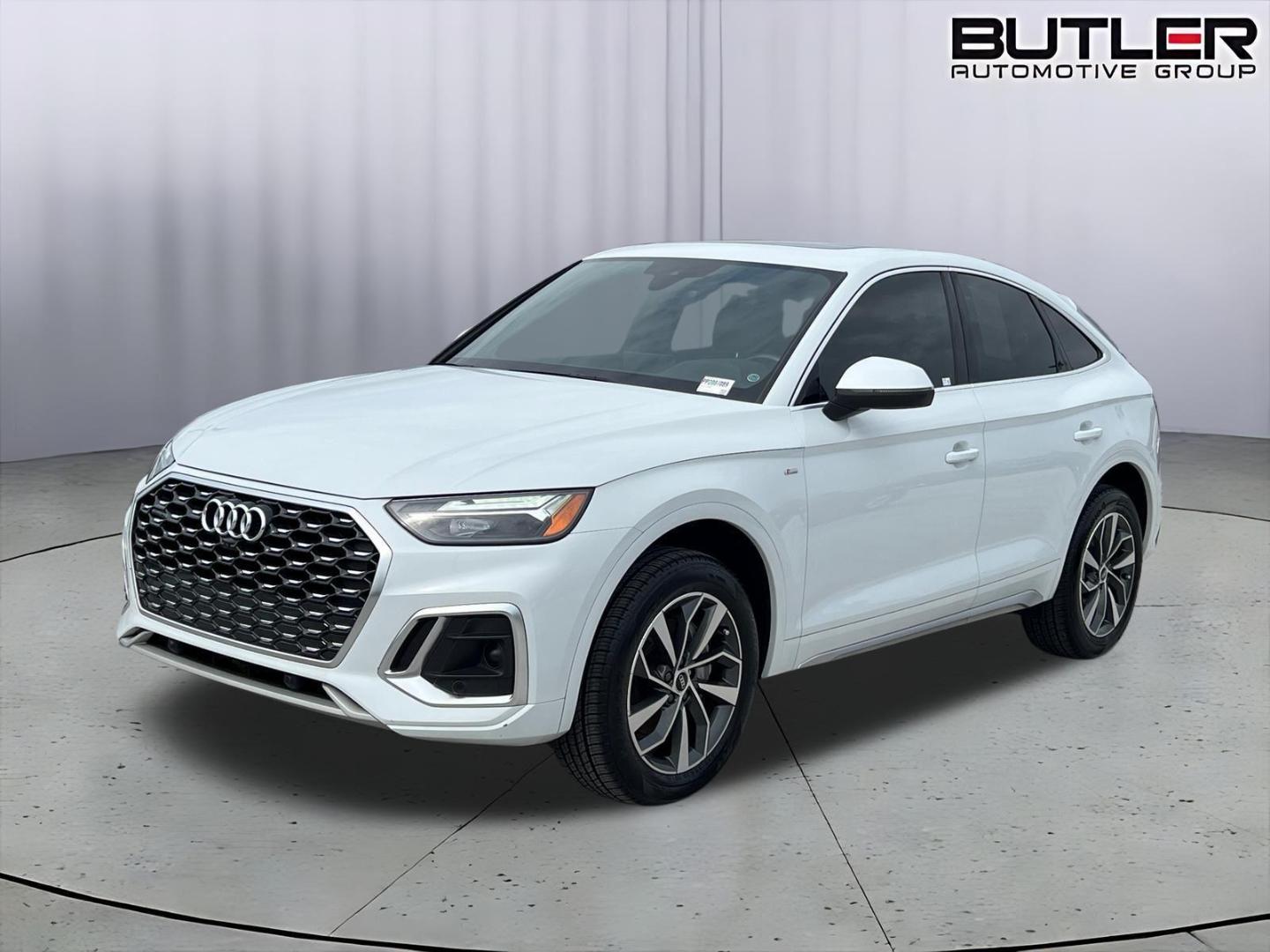 2023 Audi Q5 Sportback 45 Premium Plus's photo