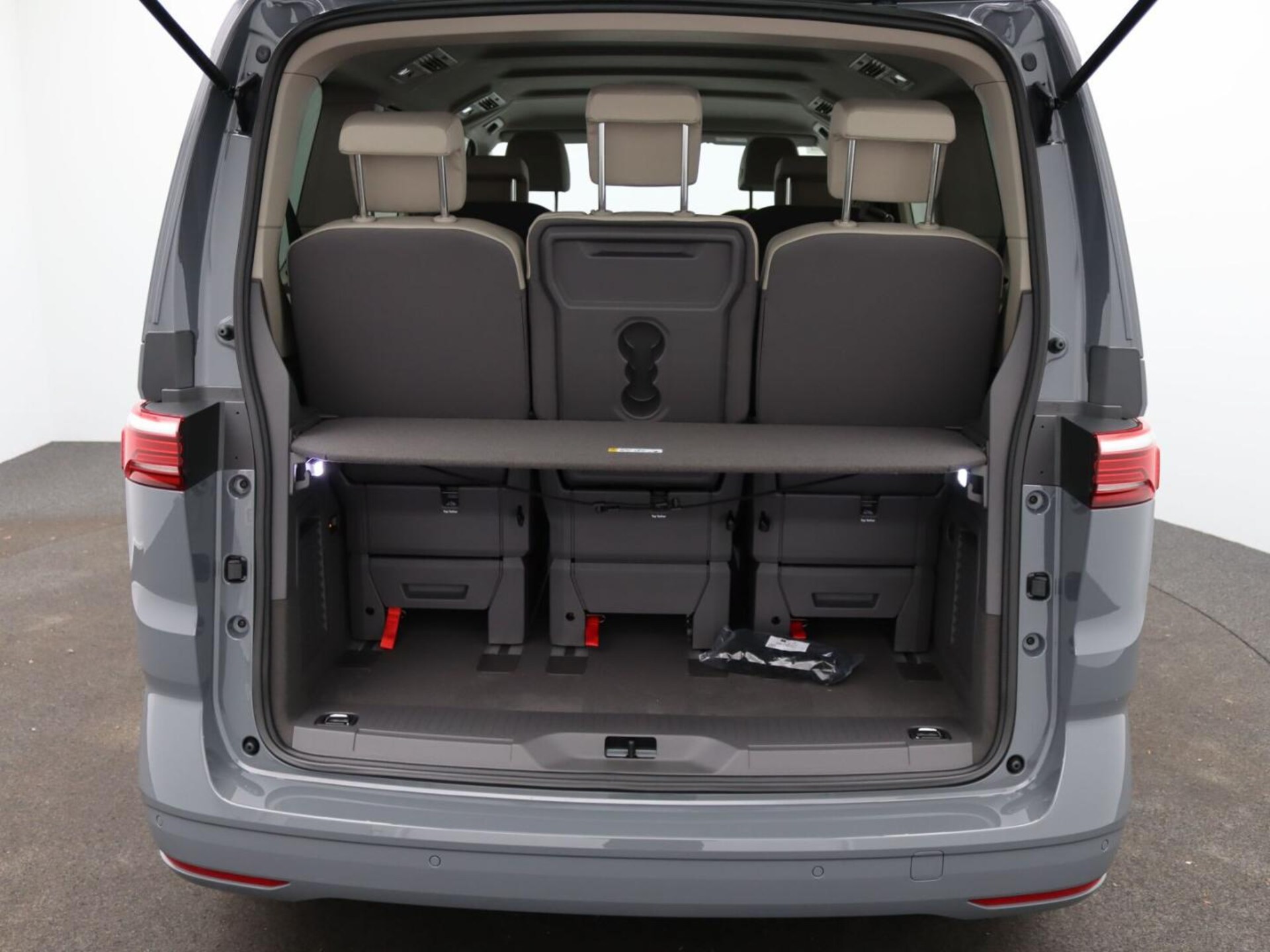 Volkswagen Multivan Basis-Modell