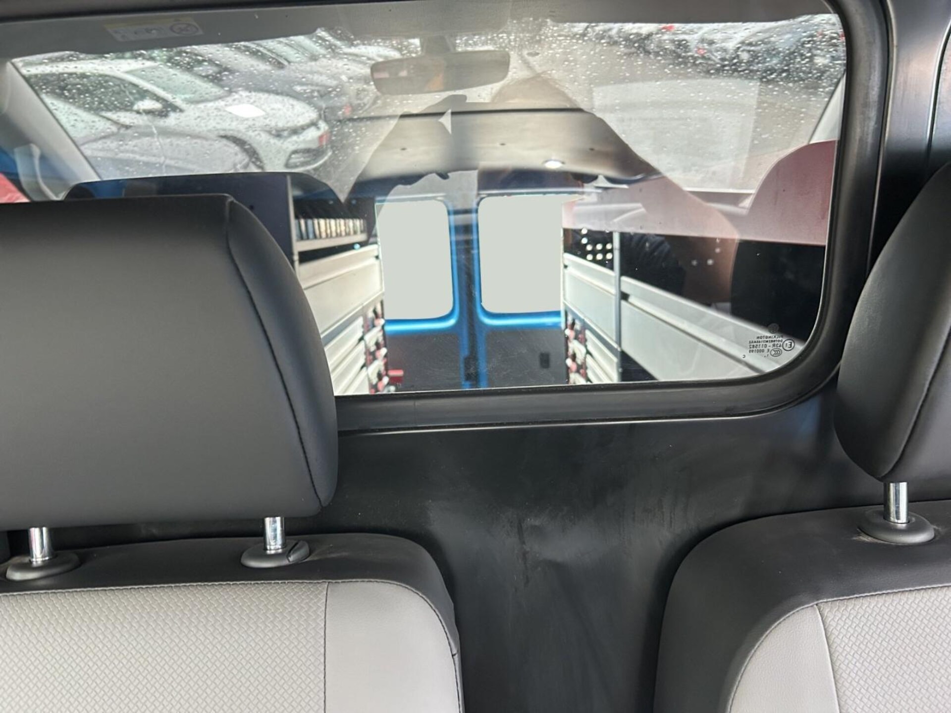 Volkswagen T6.1 Transporter Kasten langer Radstand