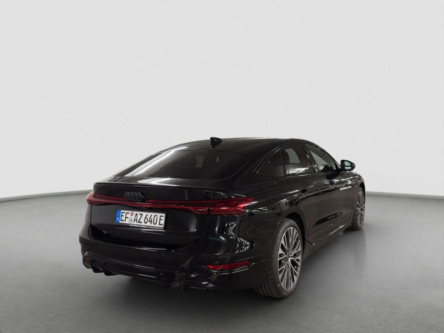 Bild über Audi A6 Sportback e-tron S line business e-tron performance 270 kW - für weitere Informationen kontaktieren Sie den Audi Partner