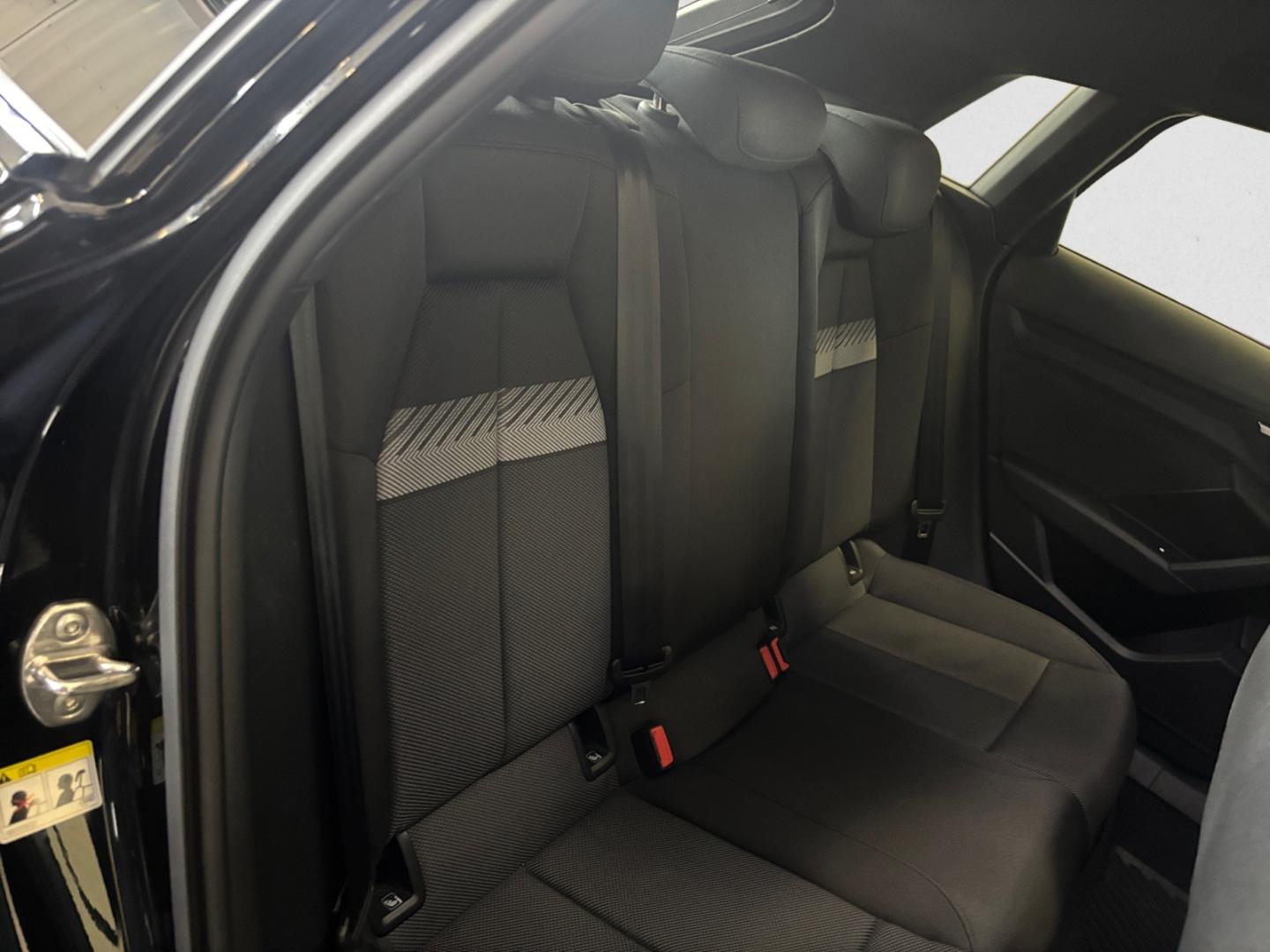 Bild som visar&nbsp;Audi A3 Sportback&nbsp;A3 Sportback 35 TFSI Proline advanced 150 hk S tronic - för mer information kontakta din Audi Partner