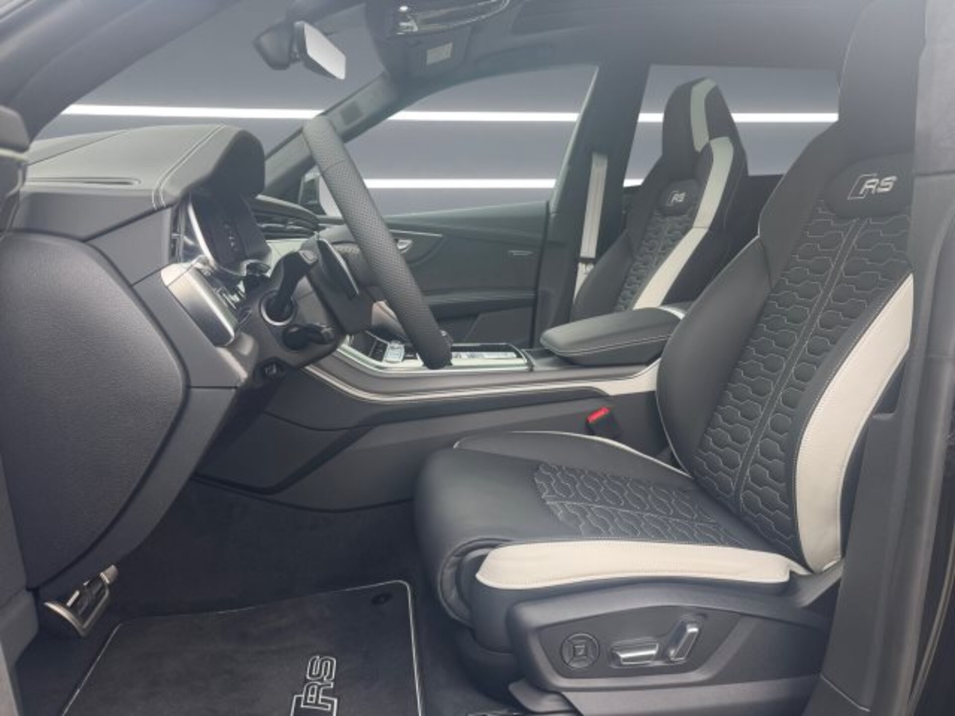 Audi RS Q8 SUV