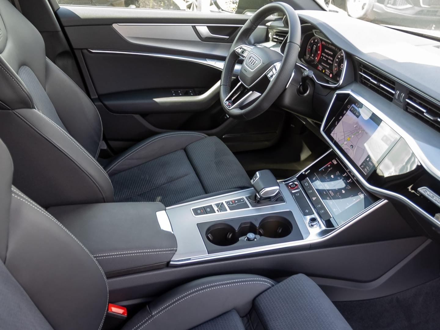 Bild über Audi S6 Avant TDI quattro tiptronic - für weitere Informationen kontaktieren Sie den Audi Partner