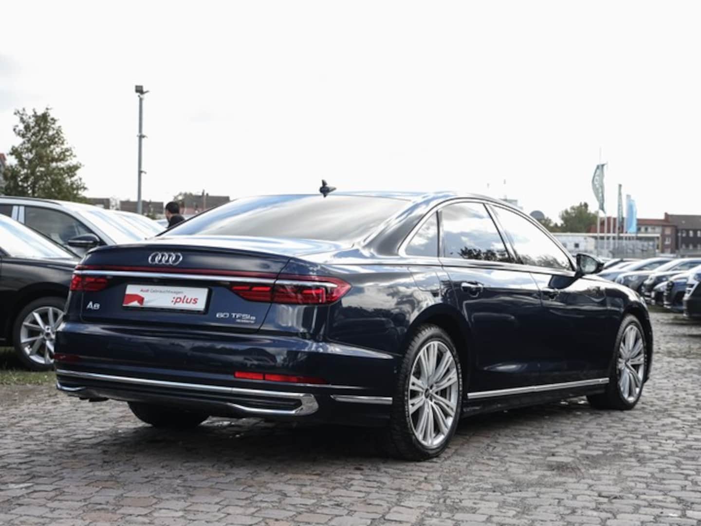 Bild über Audi A8 TFSI e 60 TFSI e quattro tiptronic - für weitere Informationen kontaktieren Sie den Audi Partner
