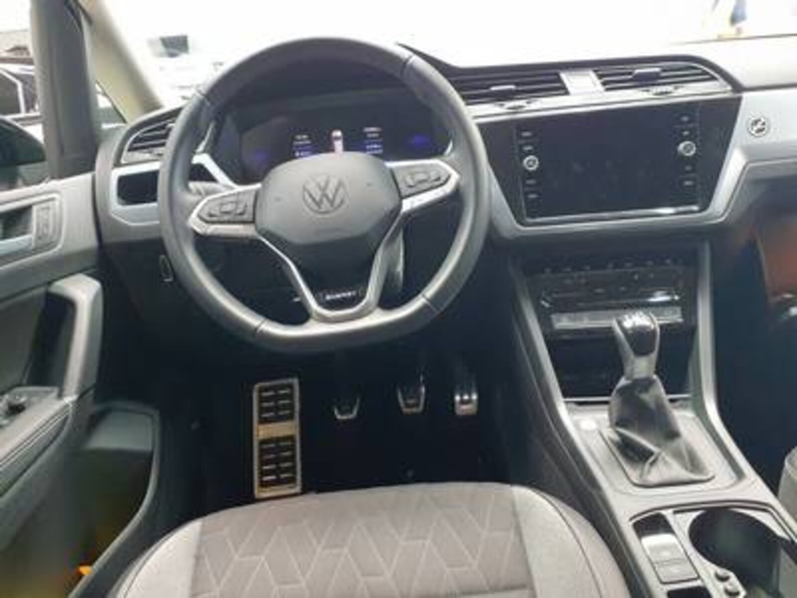 Volkswagen Touran – Bild 4