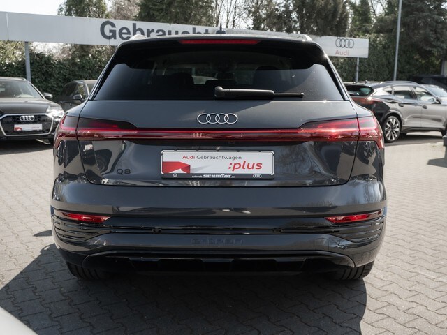 Image about Audi Q8 e-tron advanced 50 e-tron quattro