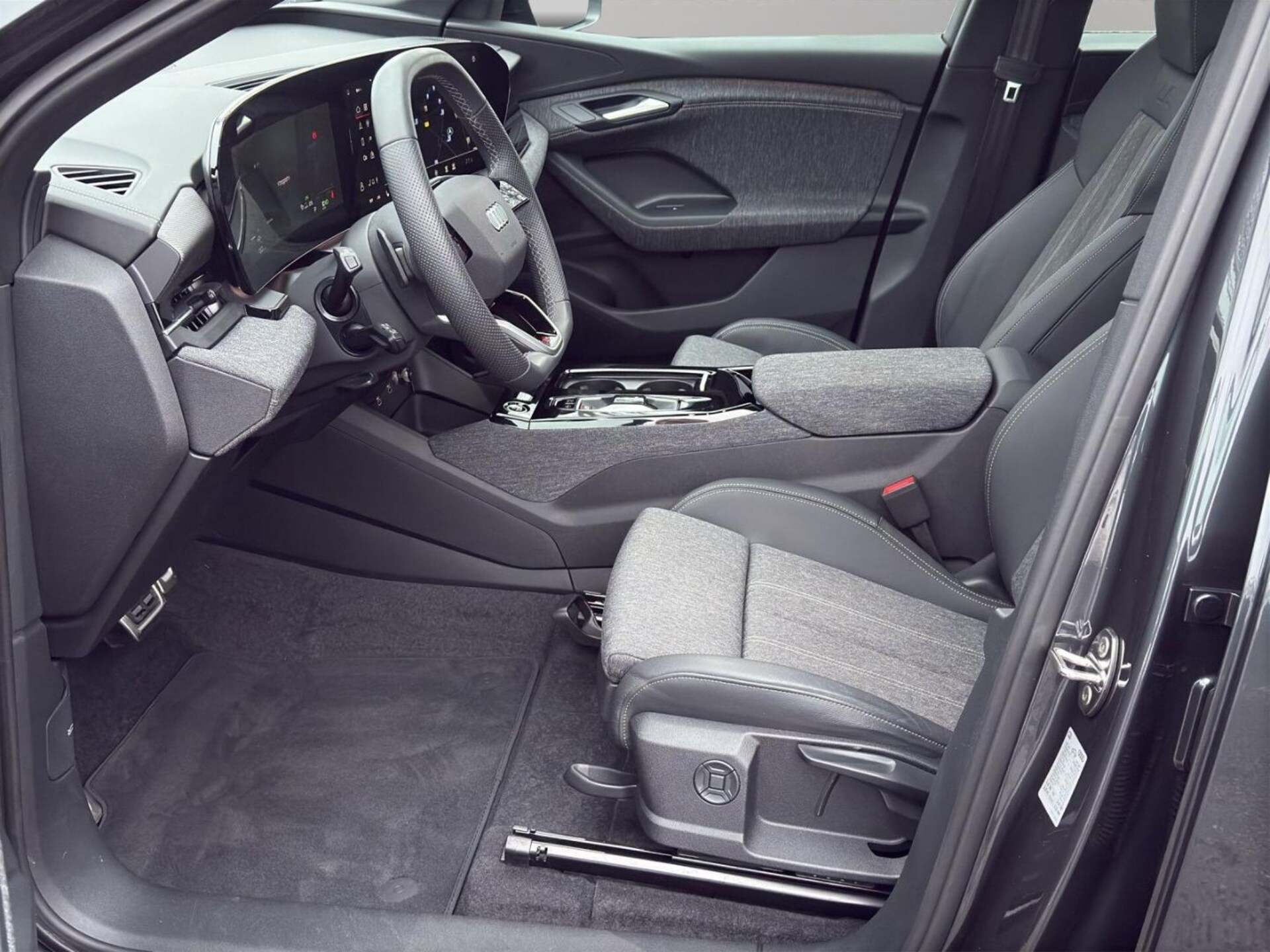 Audi Q6 SUV e-tron