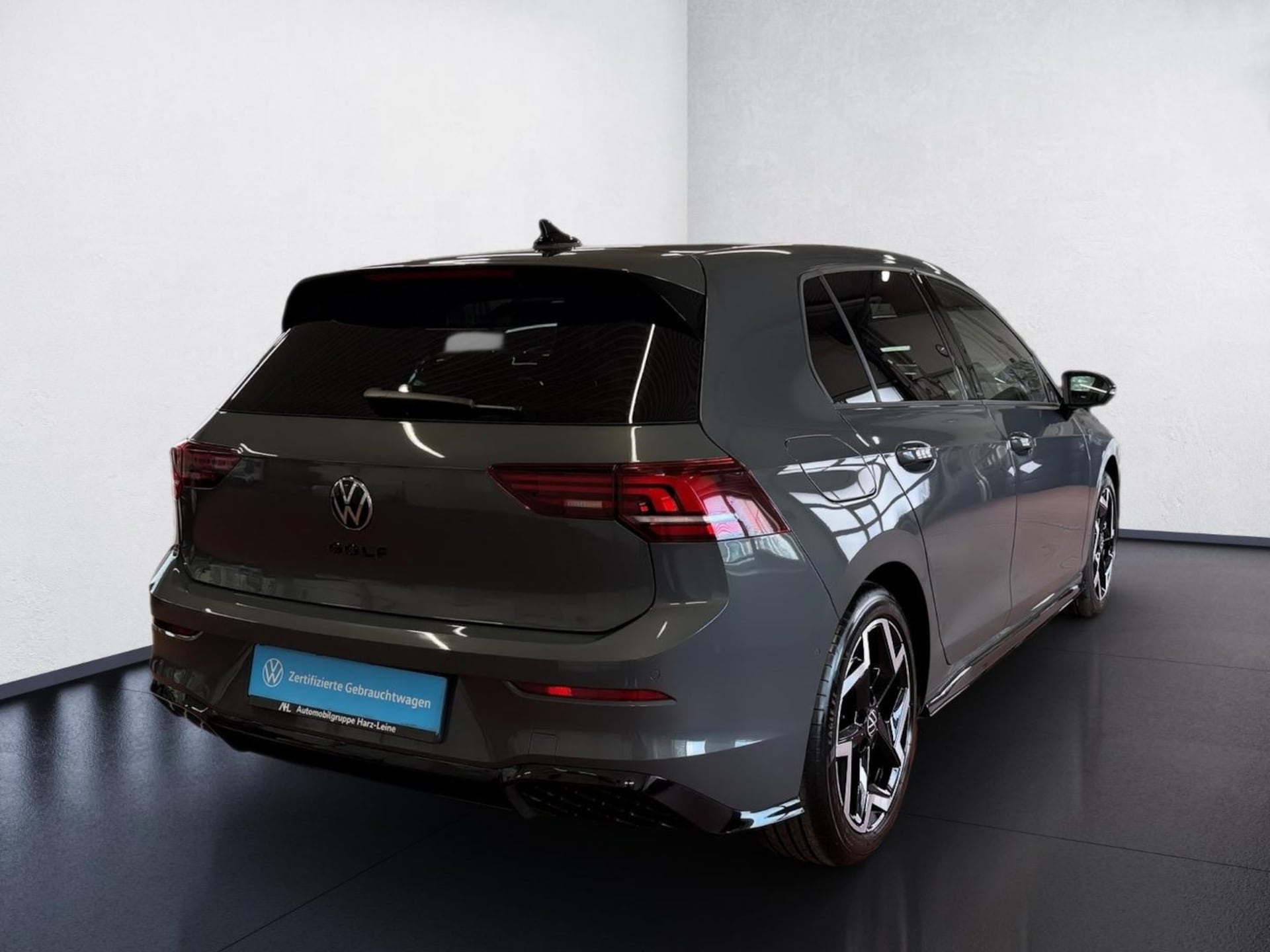 Volkswagen Golf R-Line