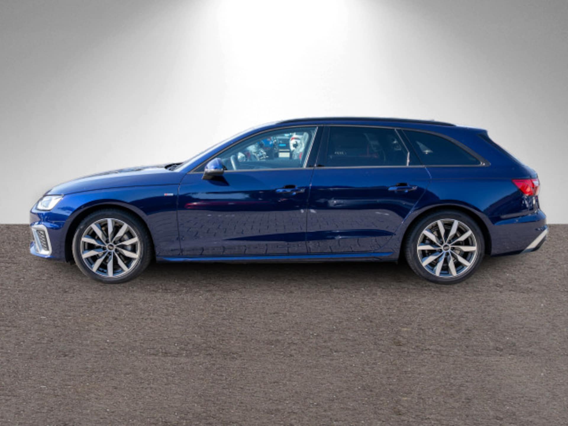 Audi A4 Avant S line