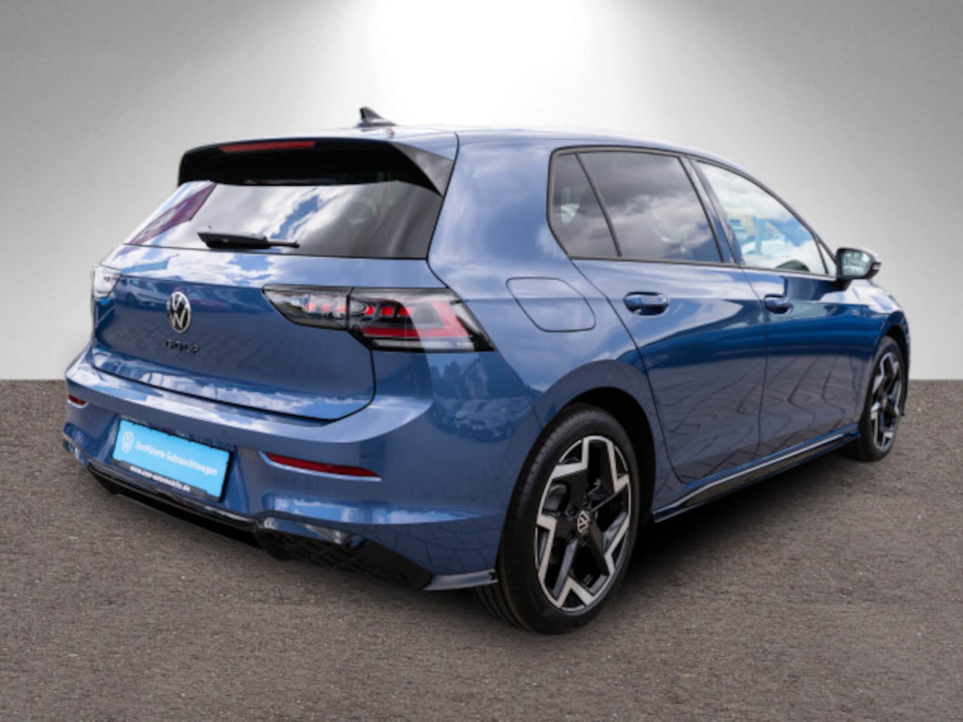 Volkswagen Golf R-Line