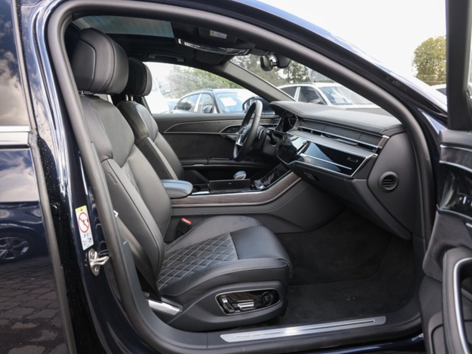 Audi A8 – Bild 4