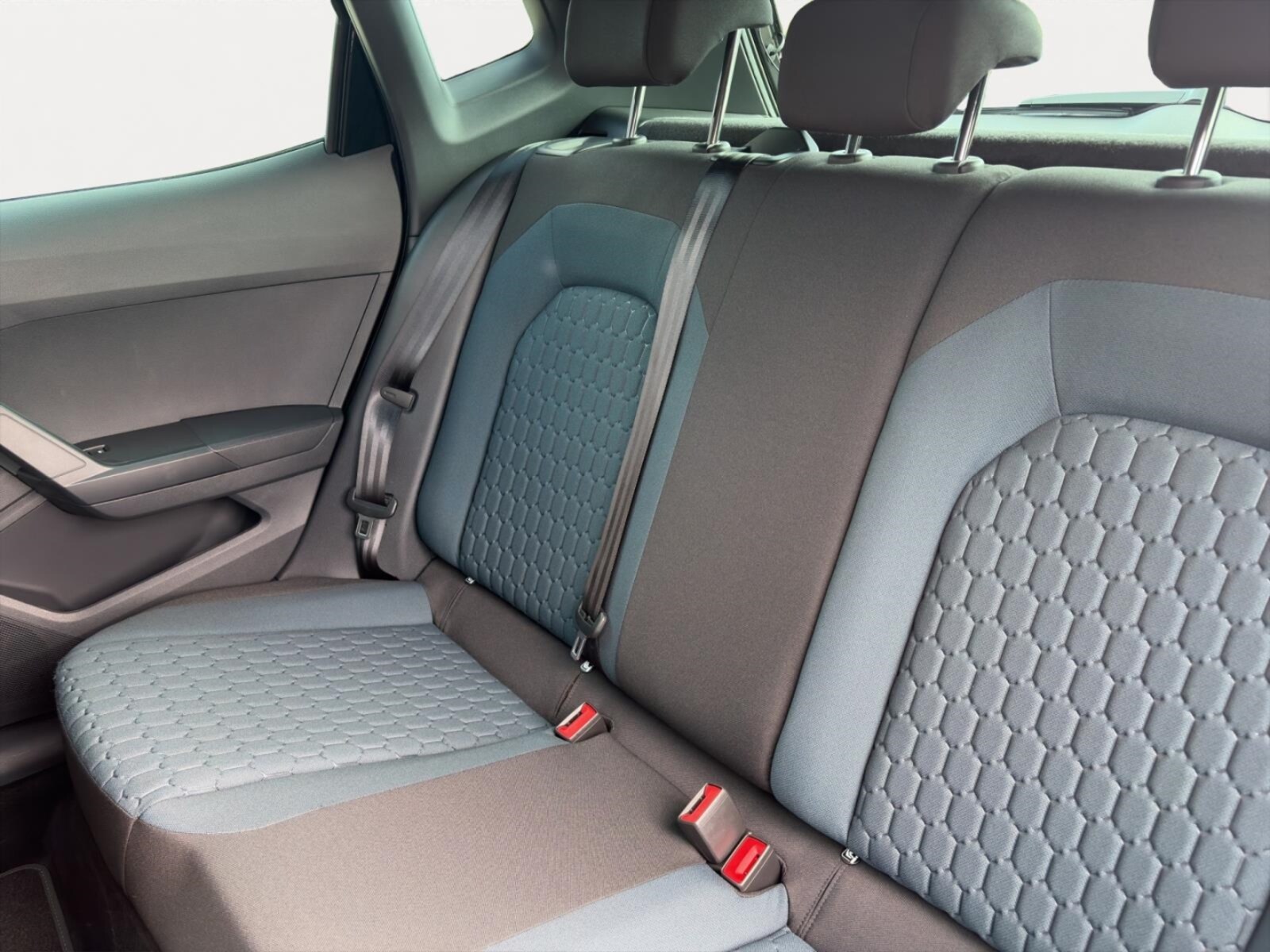 SEAT Arona – Bild 12