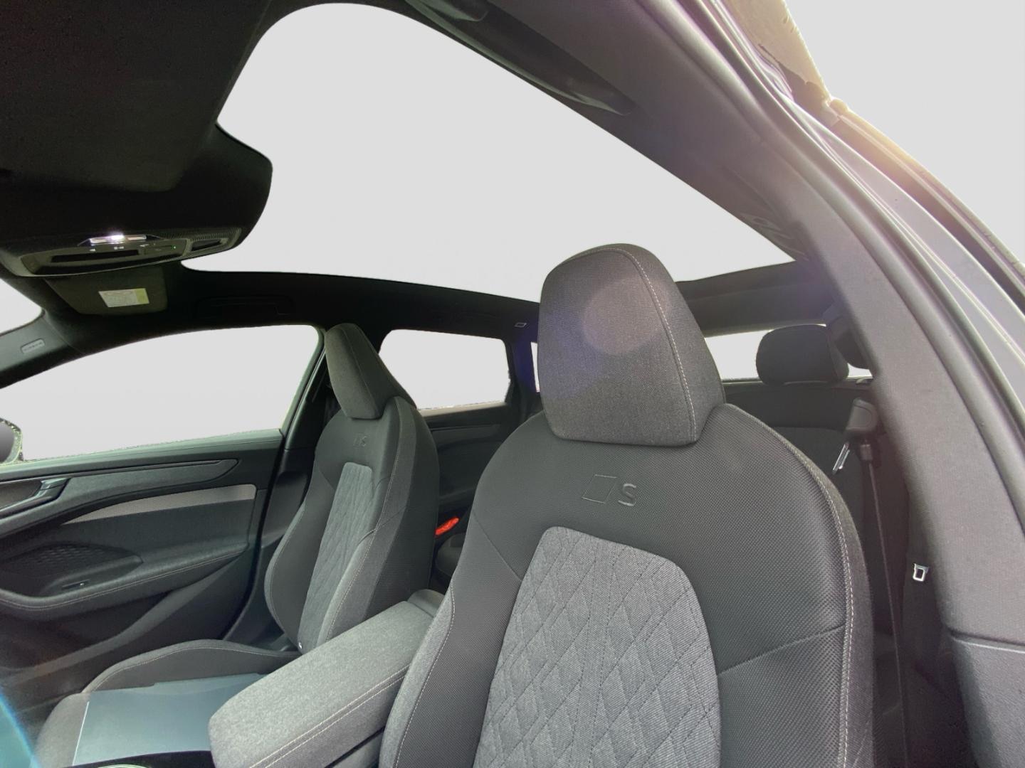 Bild über Audi A6 Avant edition one TDI quattro 150 kW S tronic - für weitere Informationen kontaktieren Sie den Audi Partner