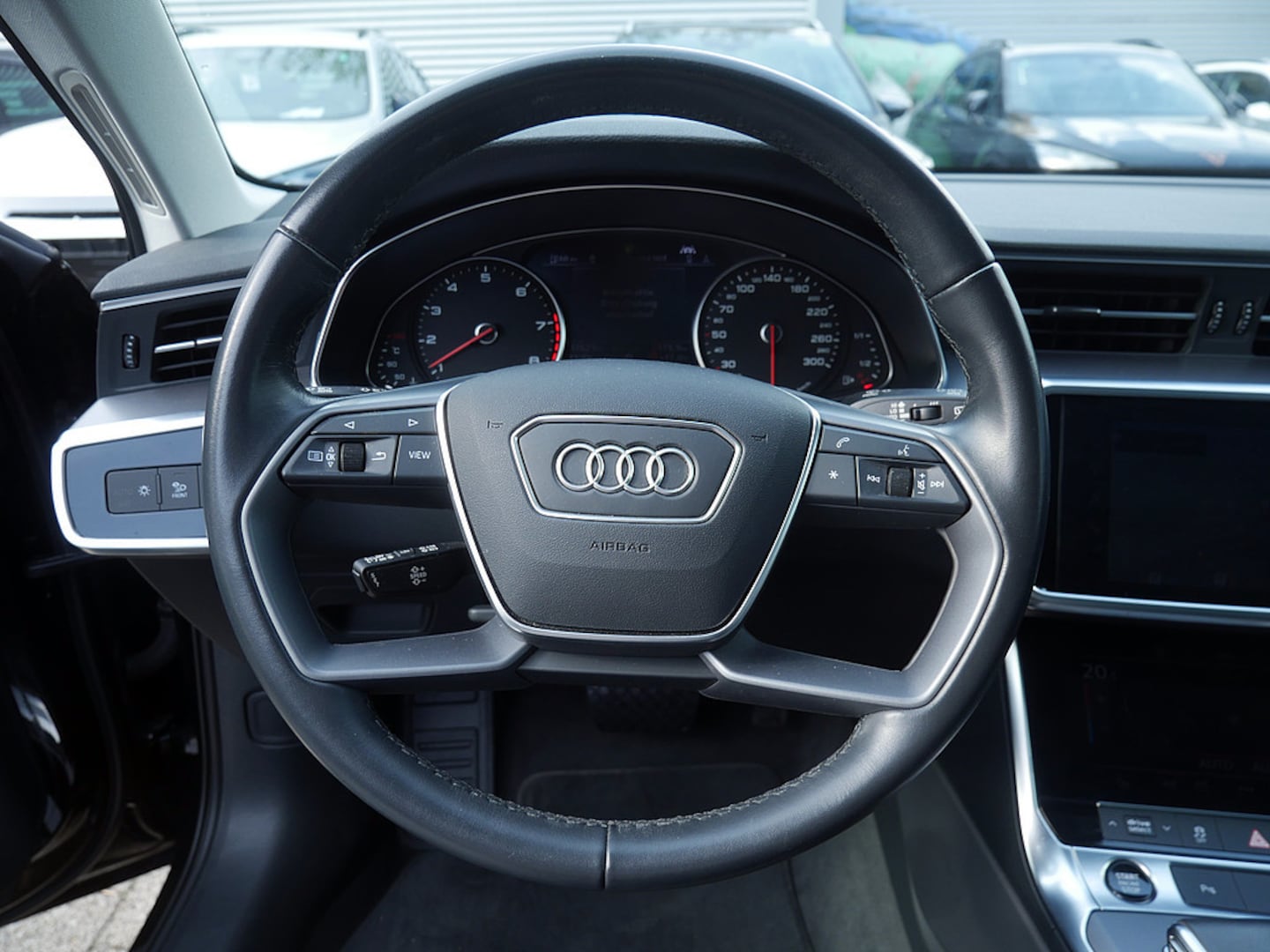 Bild über Audi A6 Avant 45 TFSI S tronic - für weitere Informationen kontaktieren Sie den Audi Partner