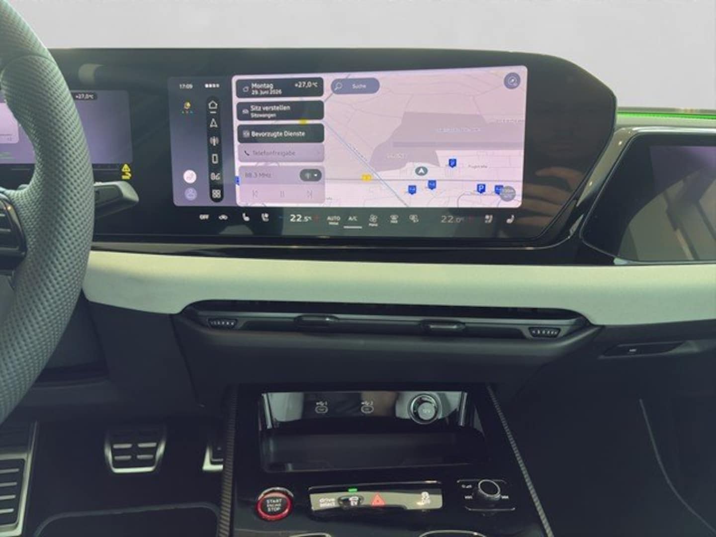 Bild über Audi RS 5 Limousine TFSI quattro 470 kW tiptronic - für weitere Informationen kontaktieren Sie den Audi Partner
