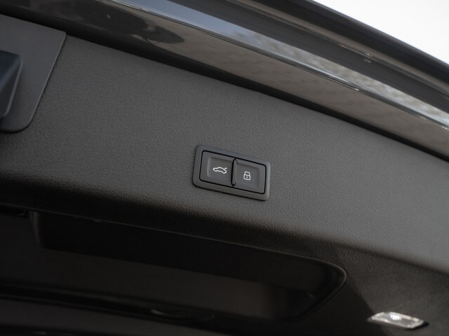 Image about Audi Q8 e-tron advanced 50 e-tron quattro