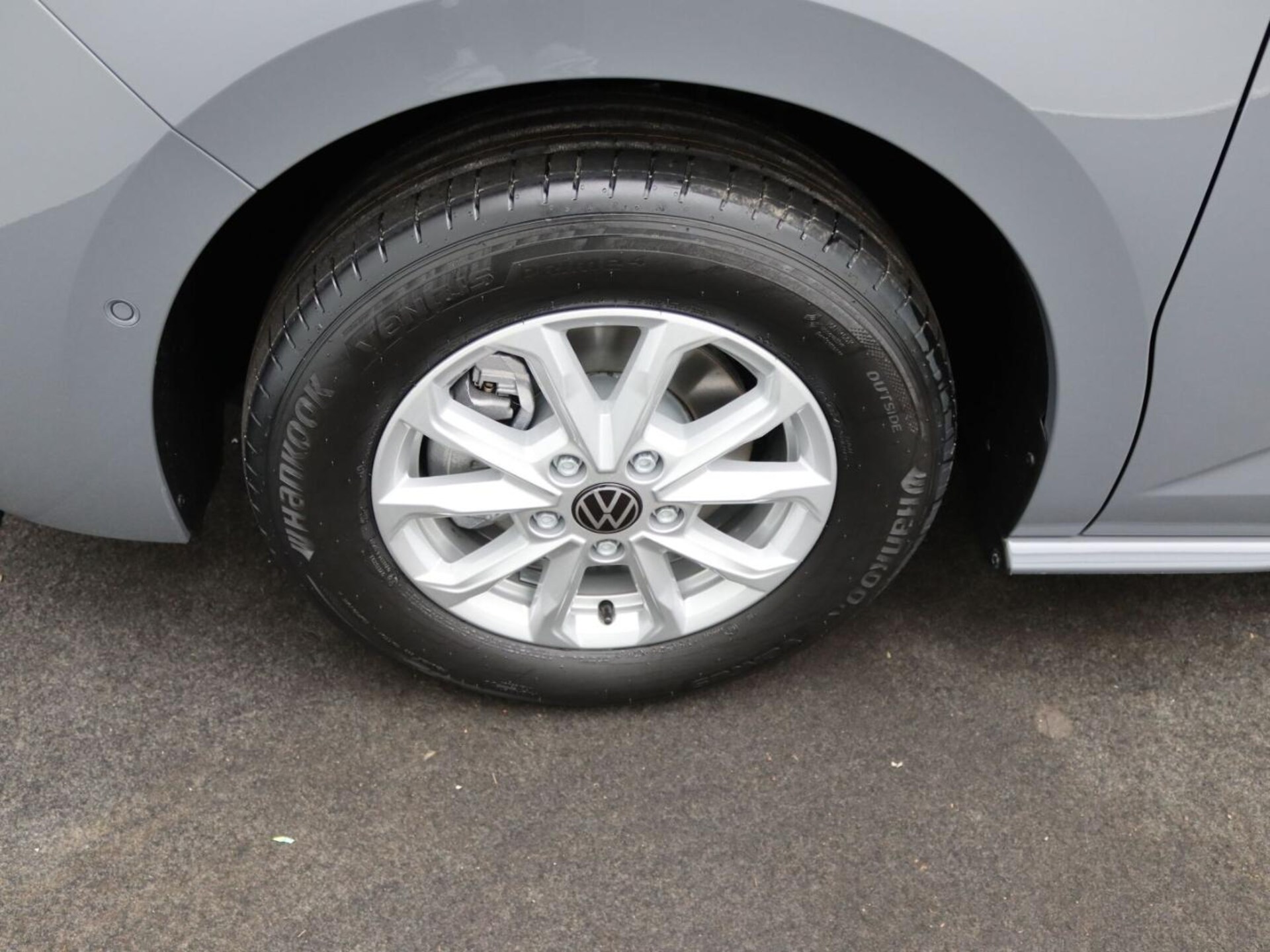 Volkswagen Multivan Basis-Modell