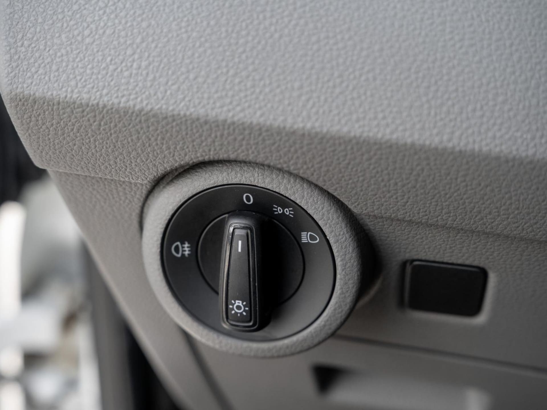 Volkswagen T6.1 Transporter Kasten langer Radstand
