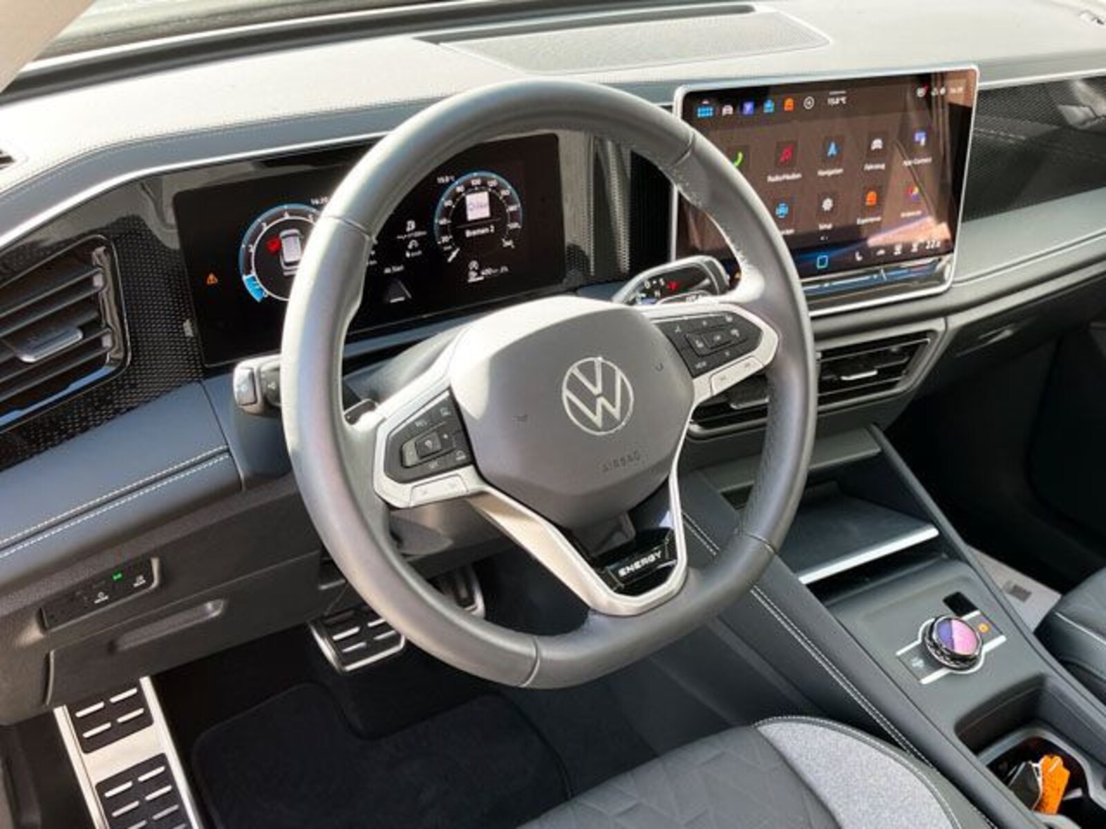 Volkswagen Tiguan – Bild 11