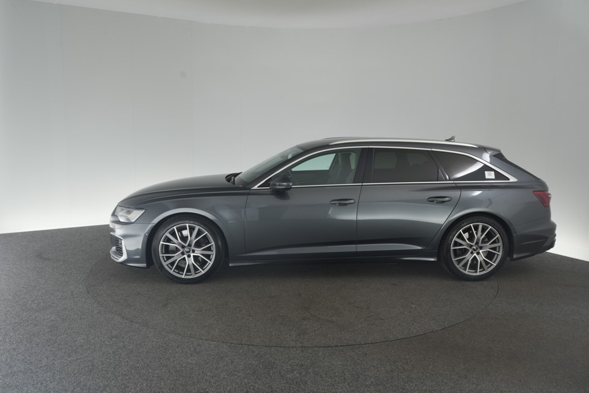 Audi S6 Avant