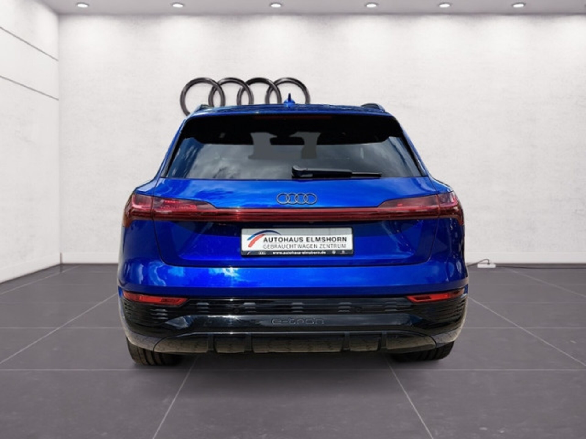 Audi Q8 e-tron S line