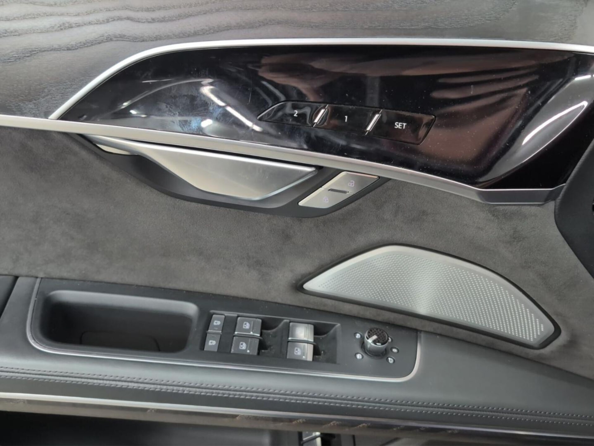 Audi A8 TFSI e