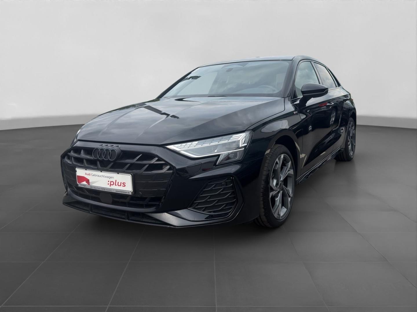 Bild über Audi A3 Sportback TFSI quattro S tronic - für weitere Informationen kontaktieren Sie den Audi Partner