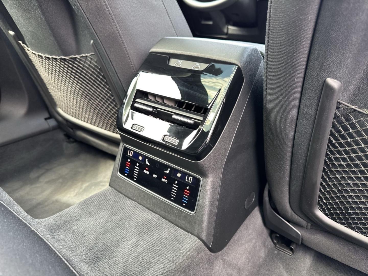Bild über Audi A6 Avant TDI quattro 150 kW S tronic - für weitere Informationen kontaktieren Sie den Audi Partner