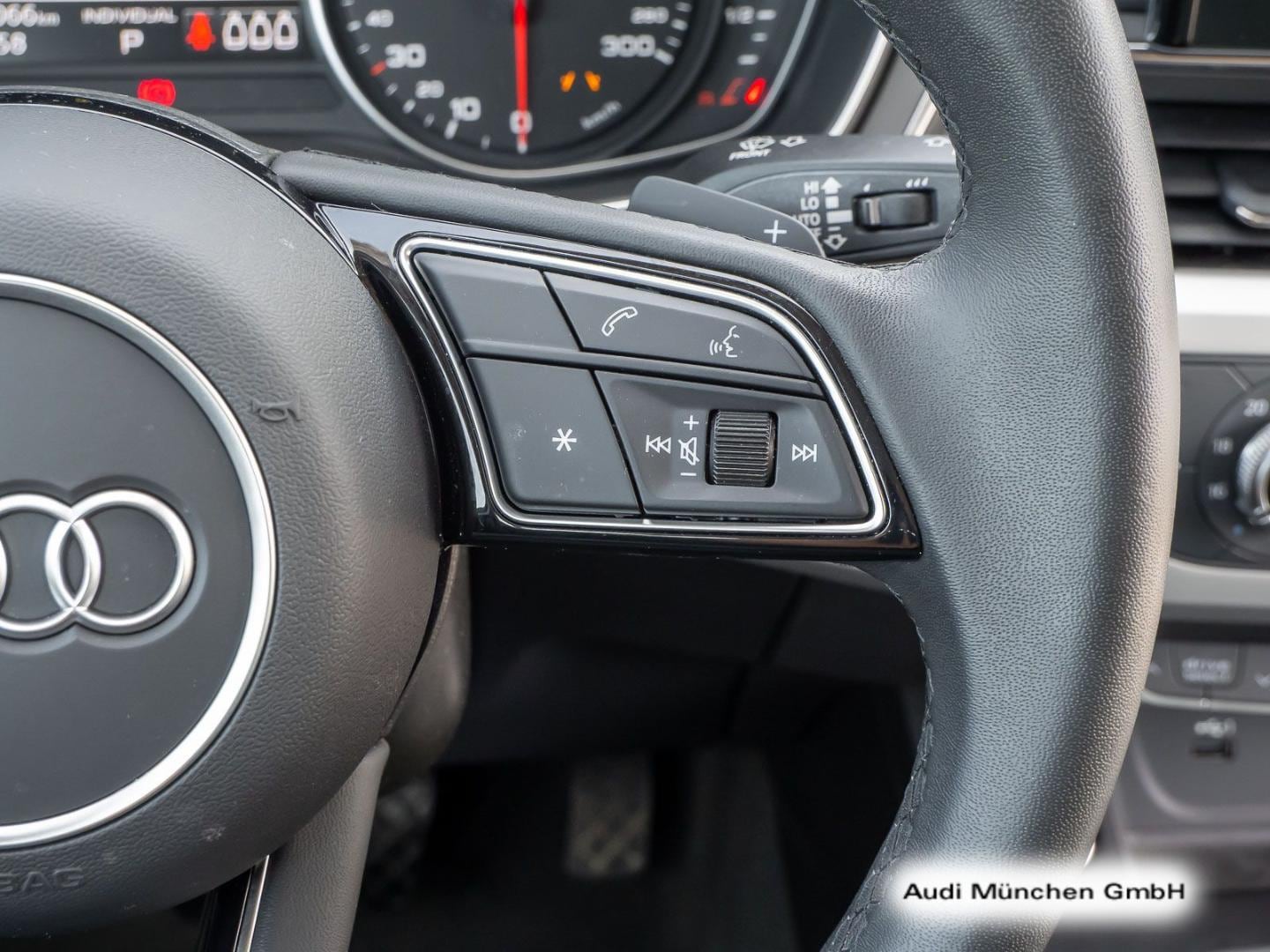 Bild über Audi A4 Avant advanced 40 TFSI S tronic - für weitere Informationen kontaktieren Sie den Audi Partner