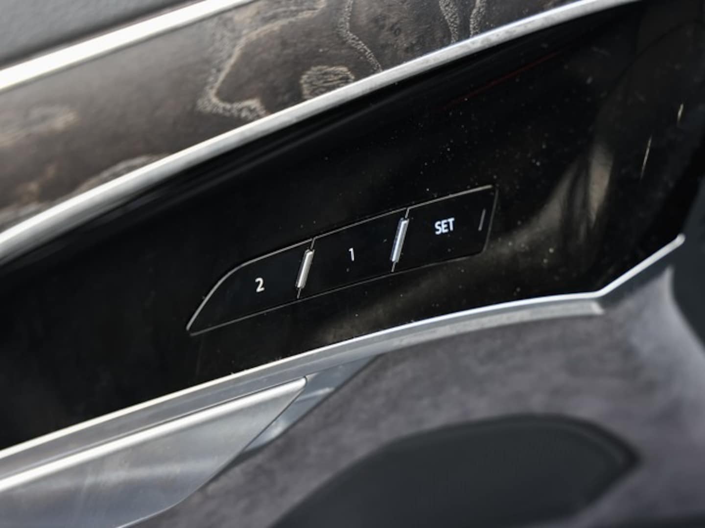 Bild über Audi A8 TFSI e 60 TFSI e quattro tiptronic - für weitere Informationen kontaktieren Sie den Audi Partner