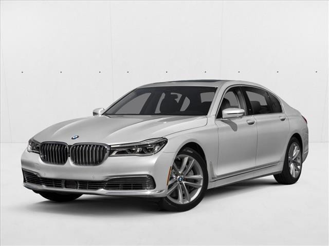2019 BMW 7 Series 750i's photo