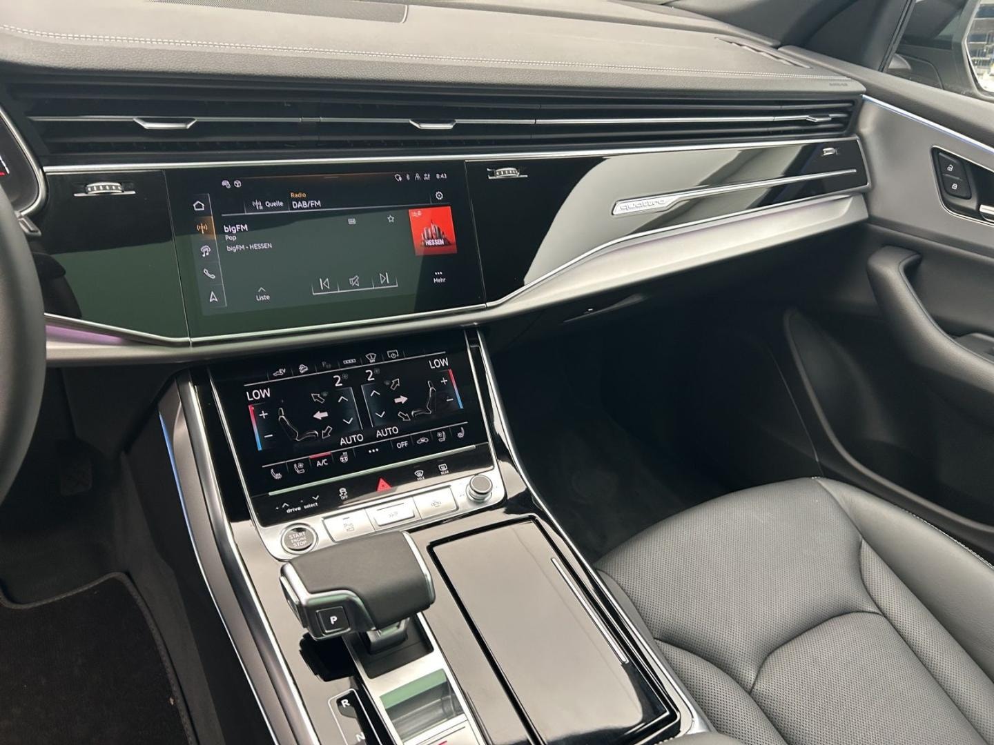 Bild über Audi Q8 SUV TFSI e 55 TFSI e quattro tiptronic - für weitere Informationen kontaktieren Sie den Audi Partner