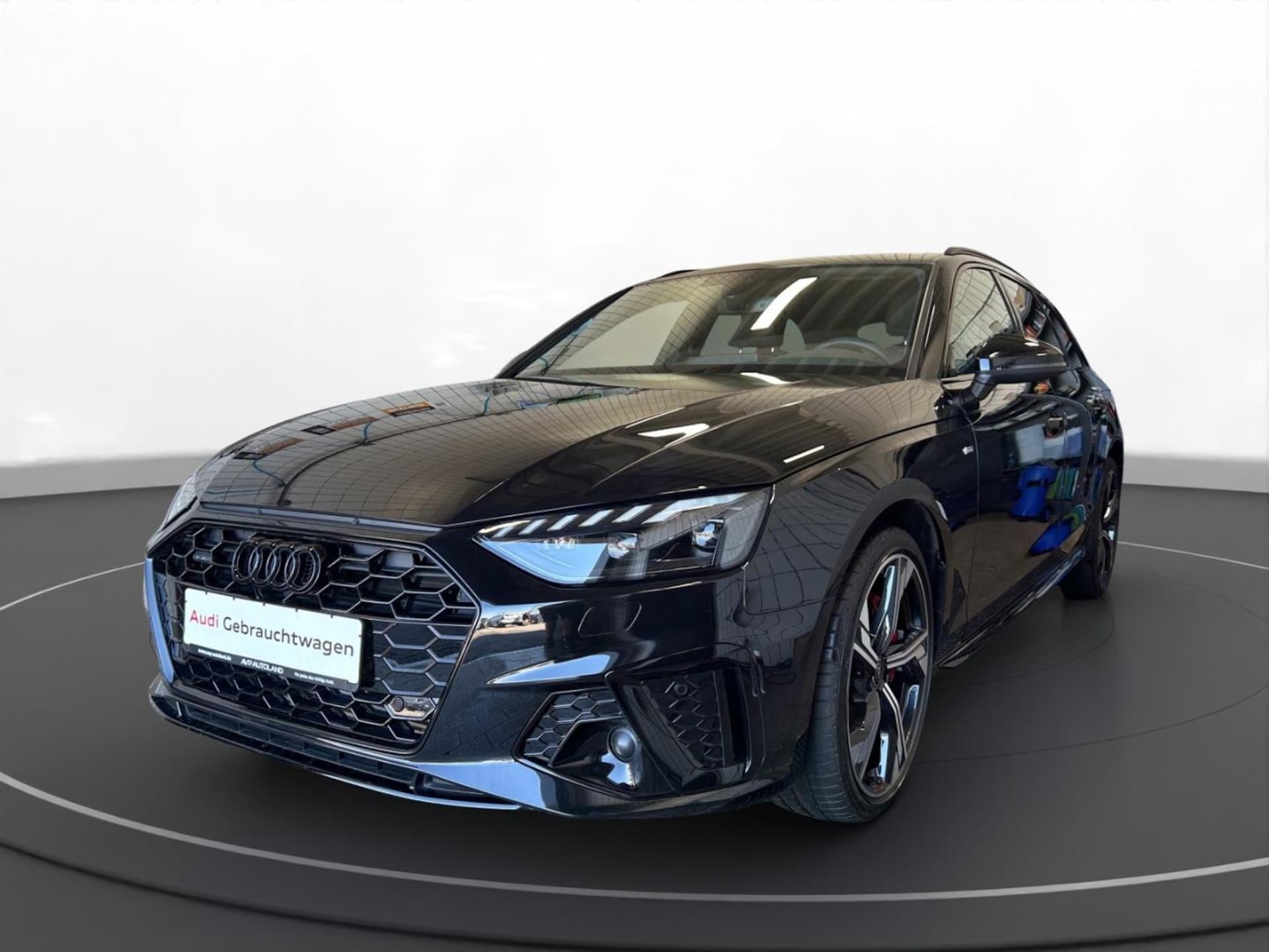 Audi A4 Avant S line