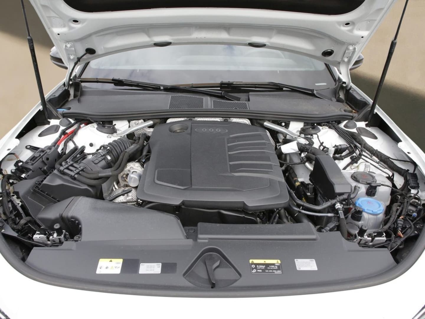 Bild über Audi A5 Avant TDI quattro 150 kW S tronic - für weitere Informationen kontaktieren Sie den Audi Partner