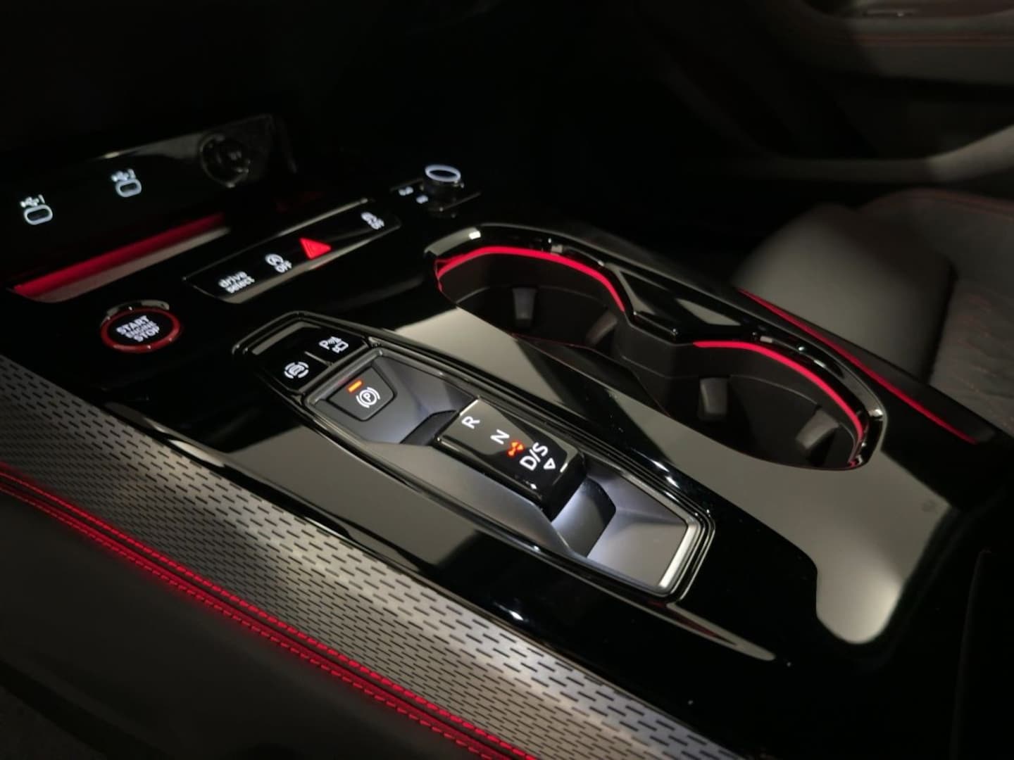 Bild über Audi A5 Avant TFSI 150 kW S tronic - für weitere Informationen kontaktieren Sie den Audi Partner