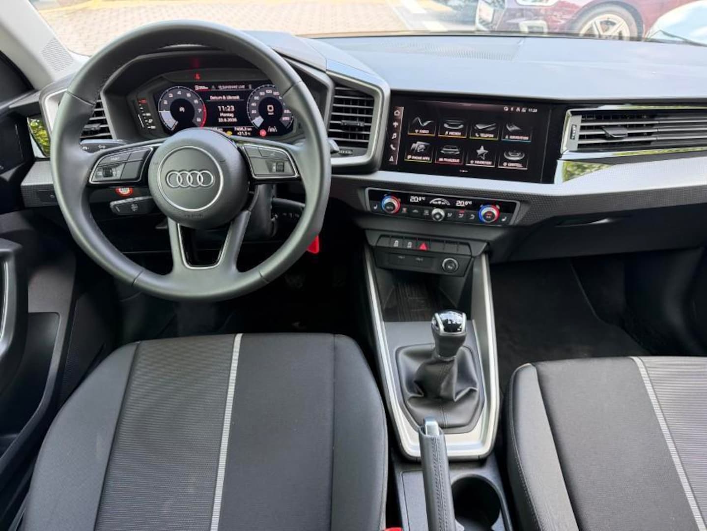 Bild über Audi A1 Sportback advanced 30 TFSI Schaltgetriebe - für weitere Informationen kontaktieren Sie den Audi Partner