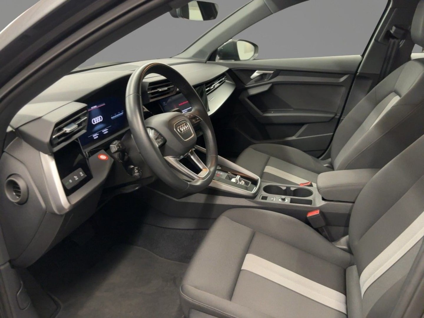Bild über Audi A3 Sportback S line 30 TDI S tronic - für weitere Informationen kontaktieren Sie den Audi Partner