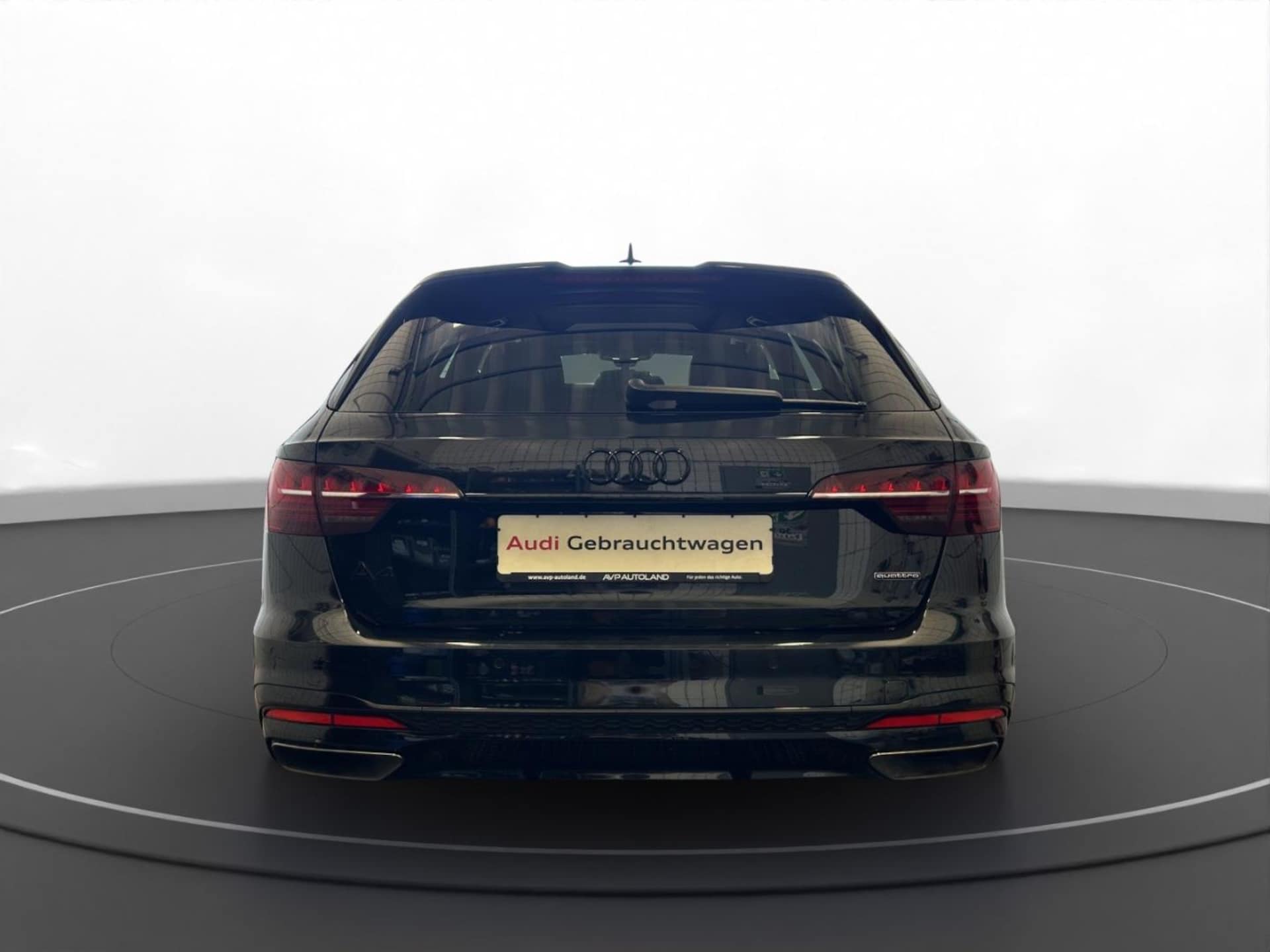 Audi A4 Avant S line