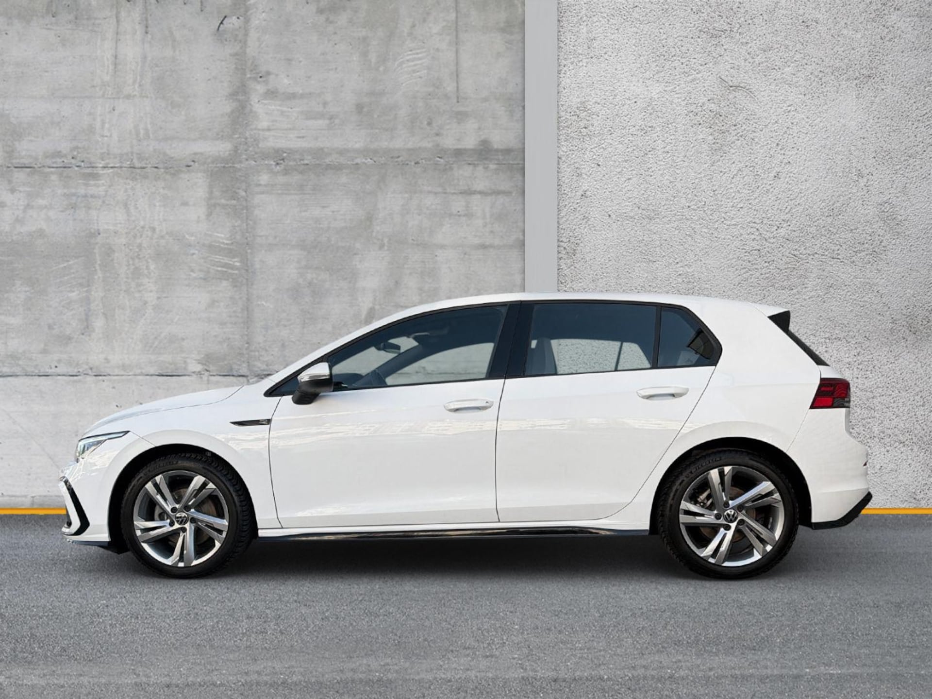 Volkswagen Golf R-Line
