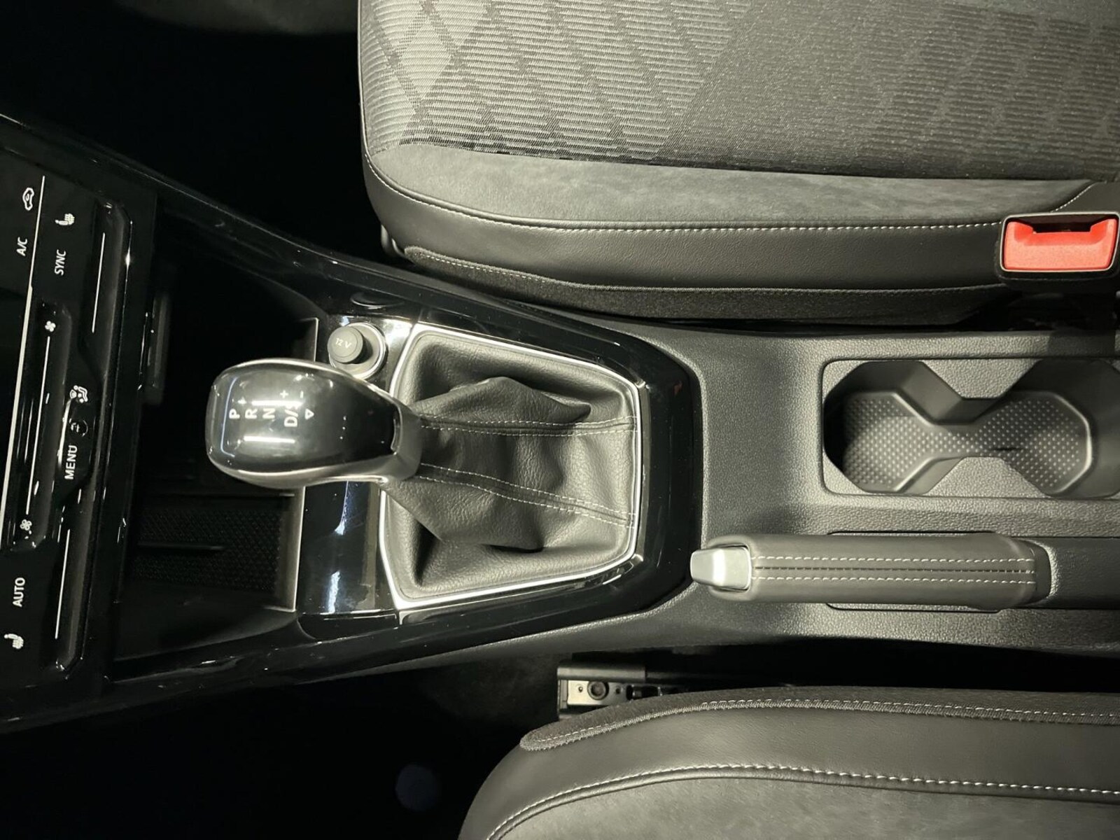 Volkswagen T-Cross – Bild 18