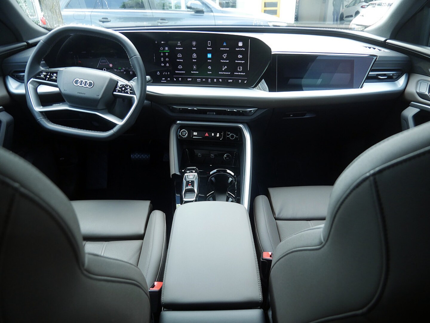 Bild über Audi Q5 SUV TFSI quattro 150 kW S tronic - für weitere Informationen kontaktieren Sie den Audi Partner