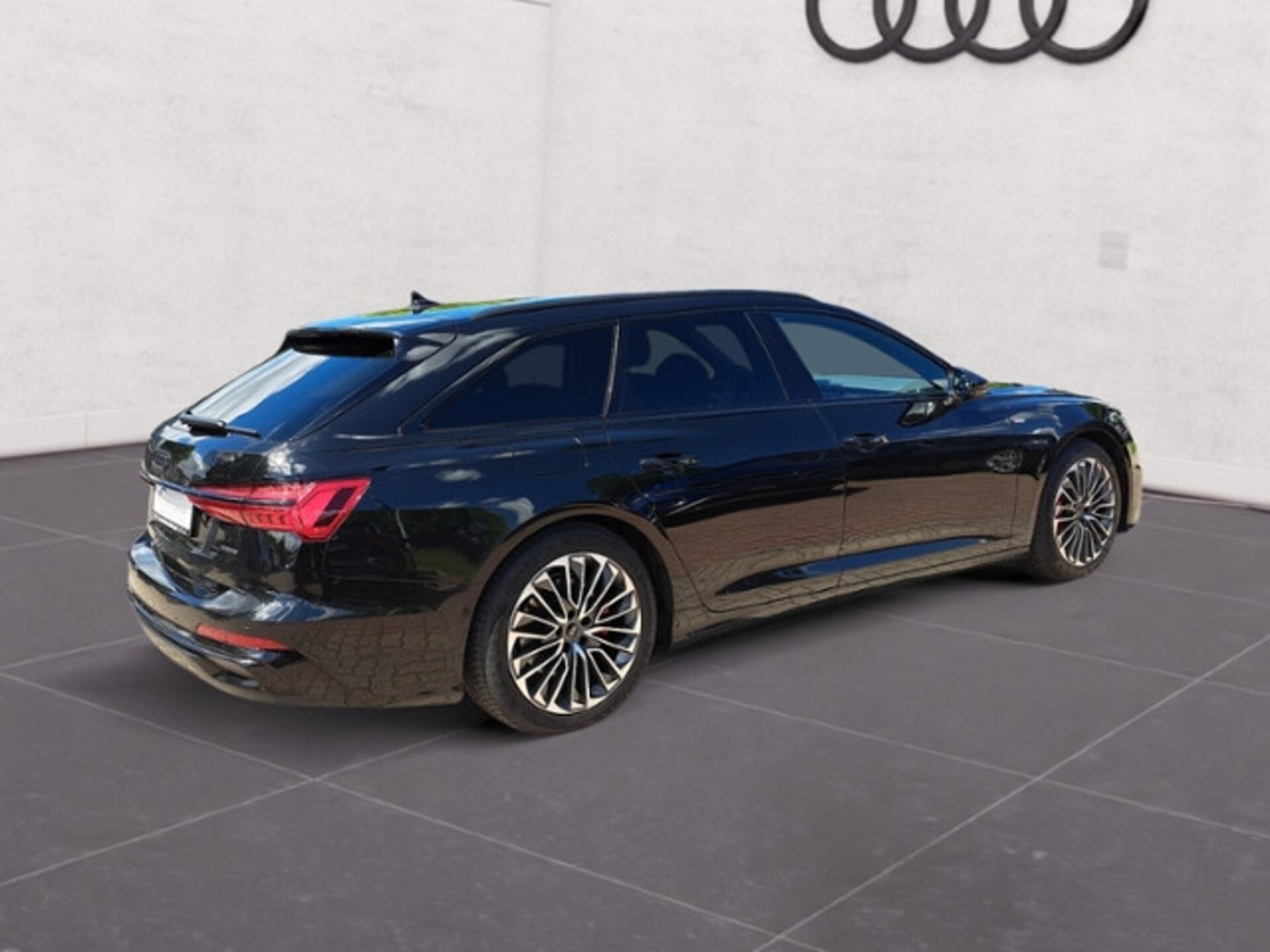 Audi A6 Avant TFSI e Design