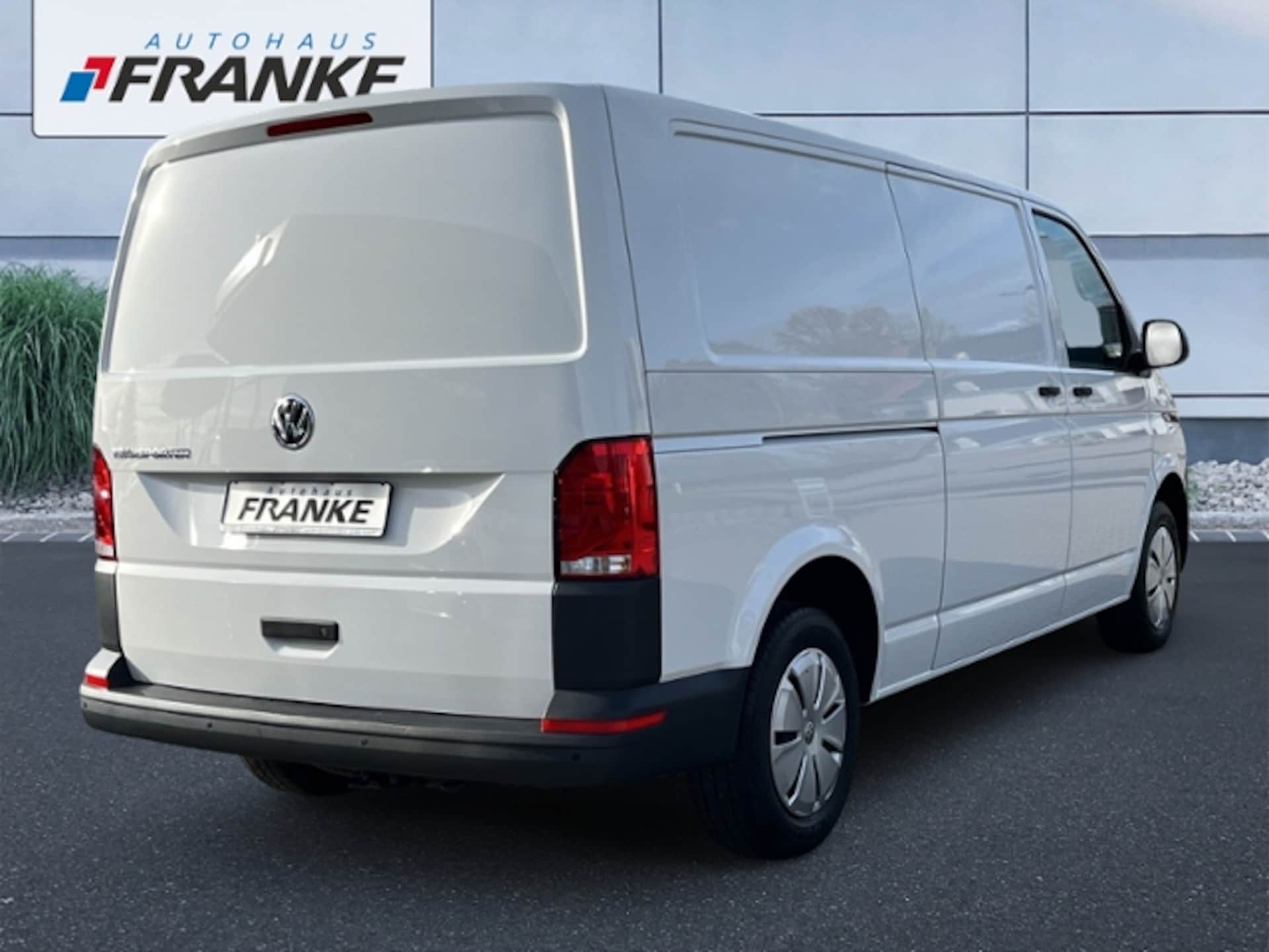 Volkswagen T6.1 Transporter Kasten langer Radstand