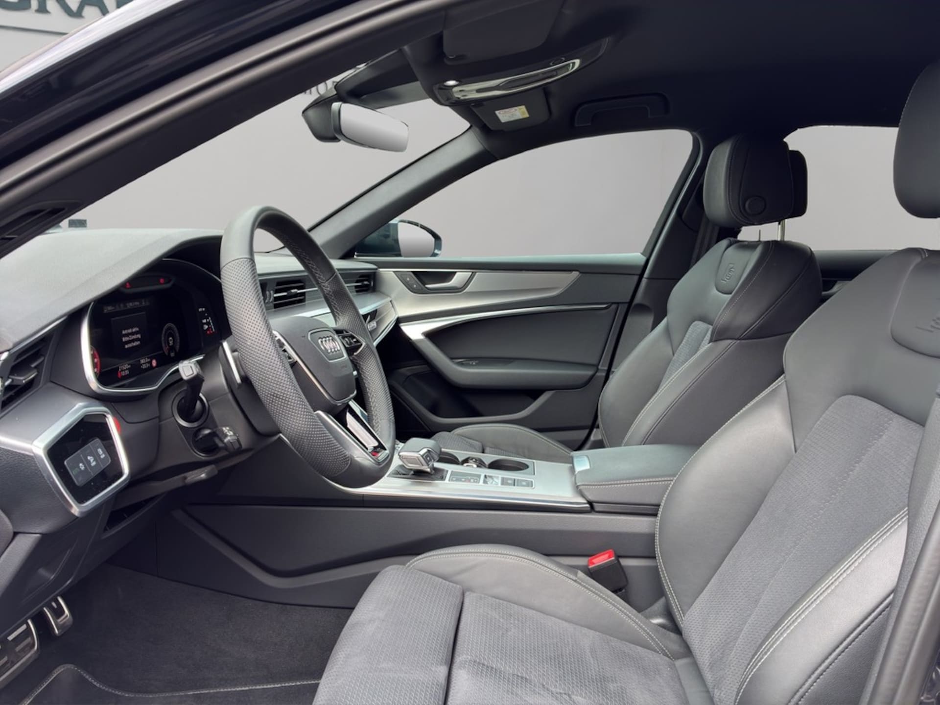 Audi S6 Avant