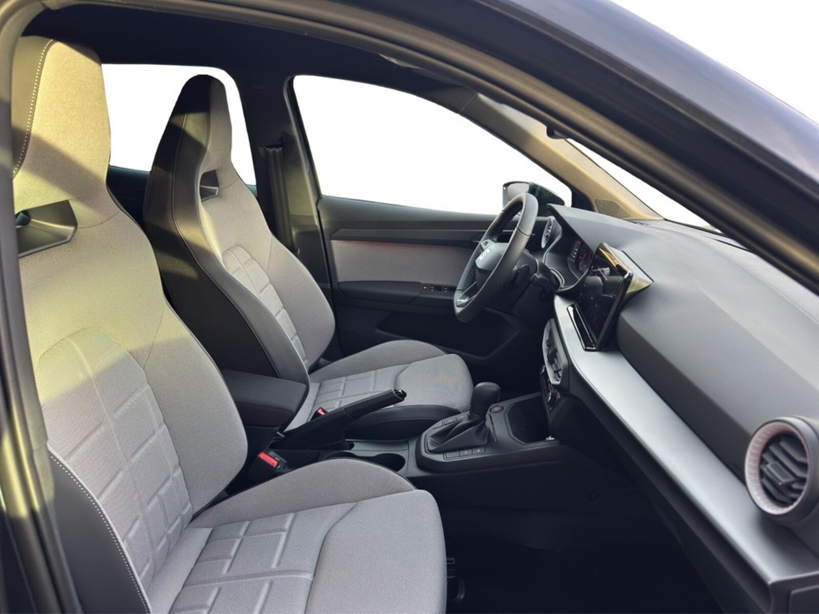 SEAT Arona – Bild 8