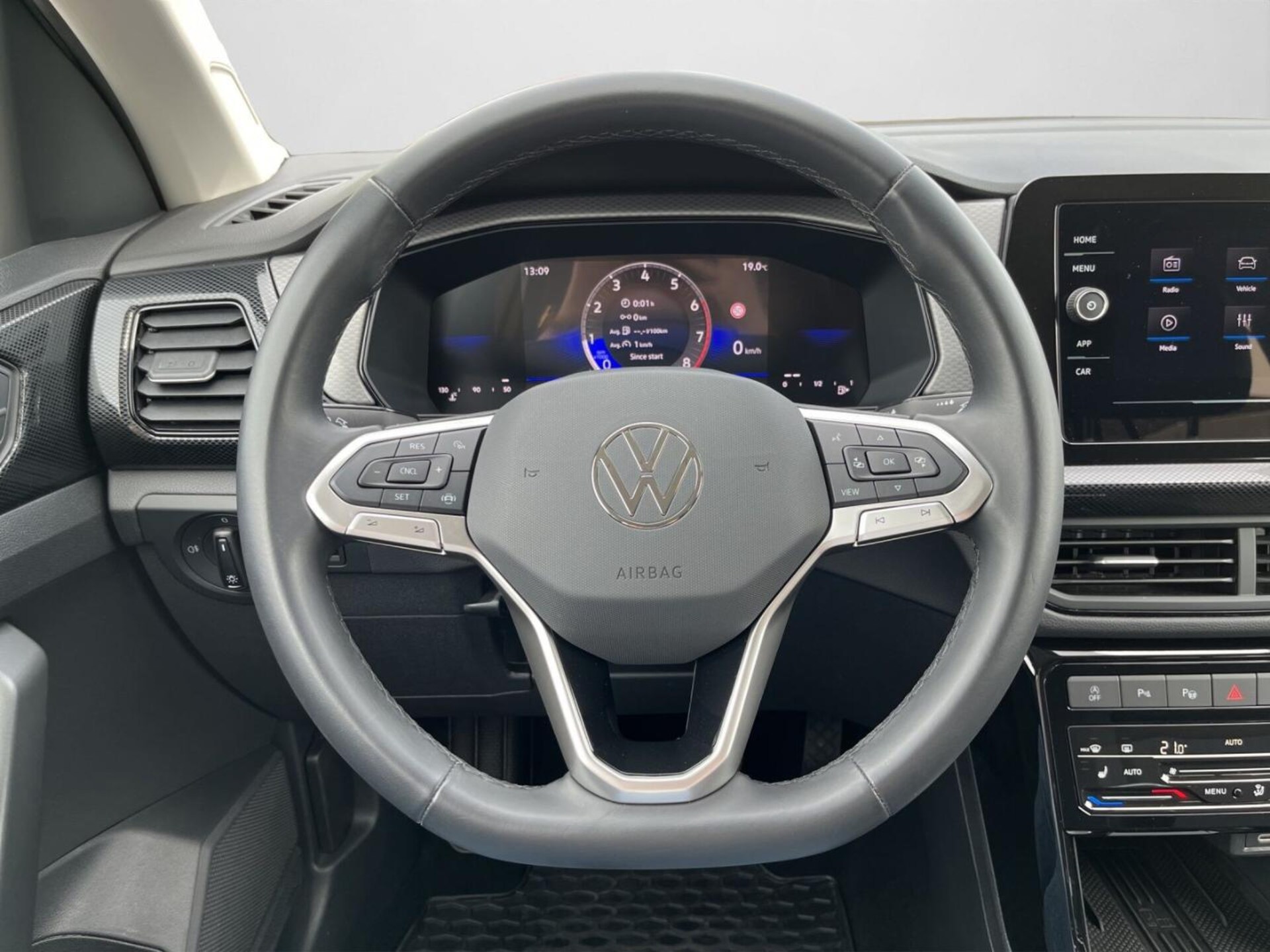 Volkswagen T-Cross Life