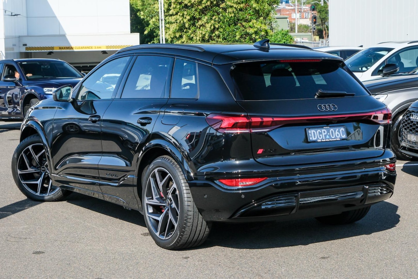 Image about Audi SQ6 SUV e-tron e-tron quattro
