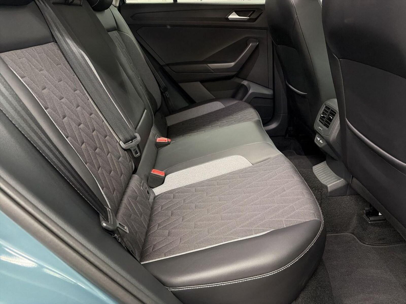 Volkswagen T-Roc – Bild 9