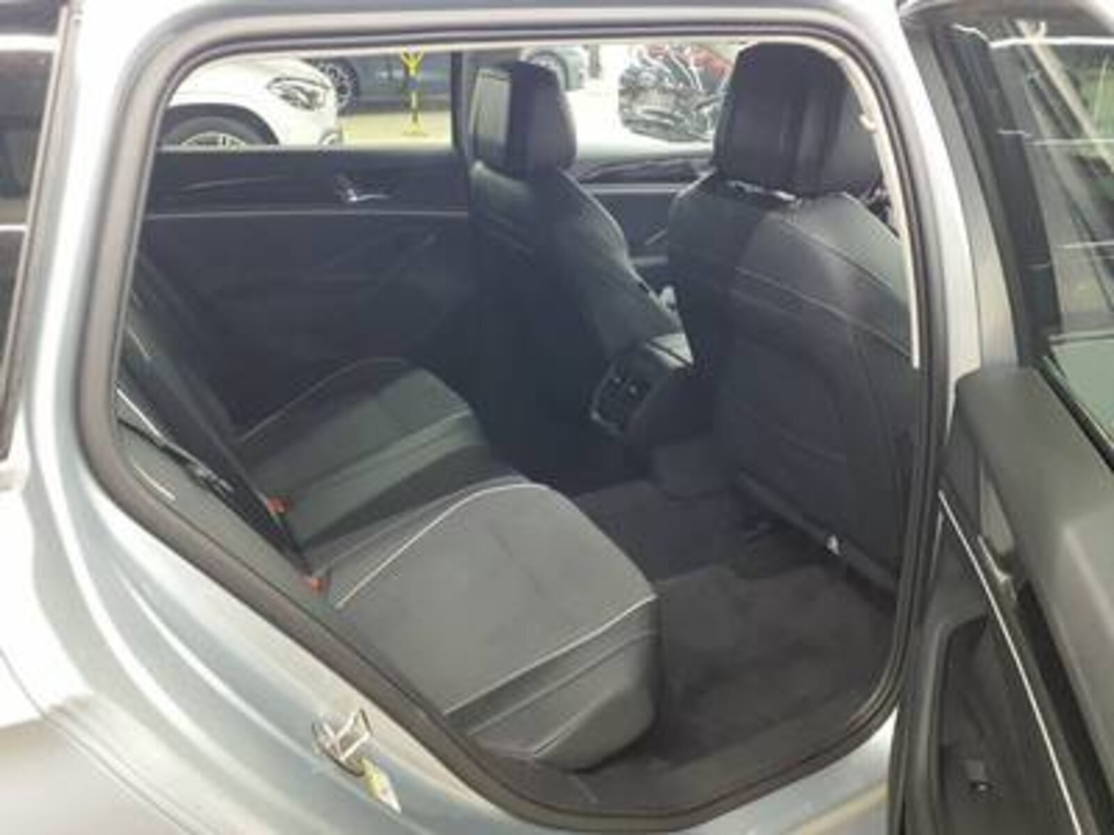 Volkswagen Passat – Bild 5