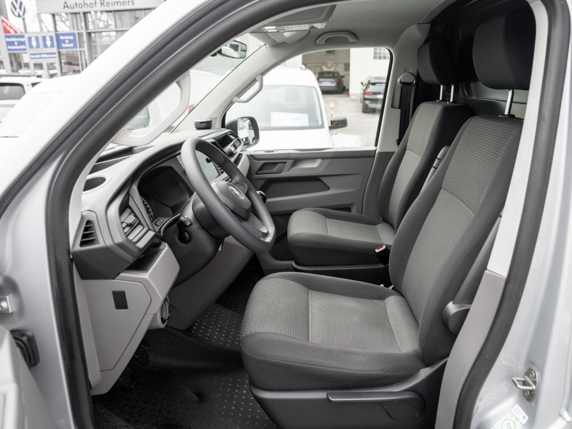 Volkswagen T6.1 Transporter Kasten kurzer Radstand